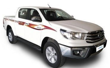 TOYOTA Hilux -4X4- Double Cab Manual